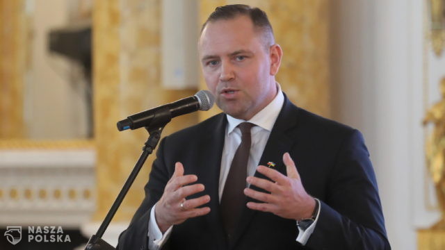 Prezes IPN: w Polsce istnieje około 60 pomników, które należy zburzyć