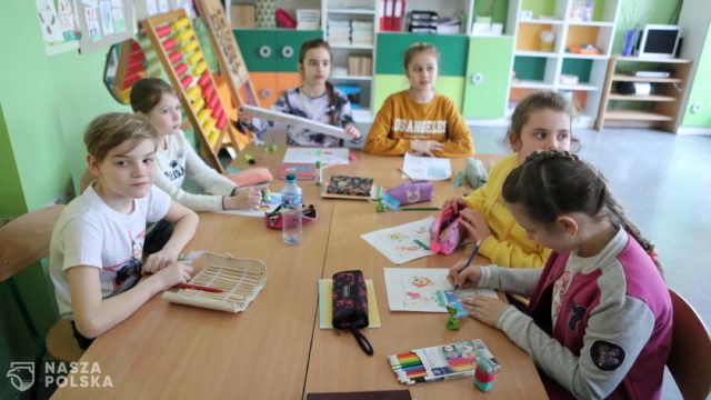 W polskich szkołach i przedszkolach jest blisko 200 tys. dzieci z Ukrainy