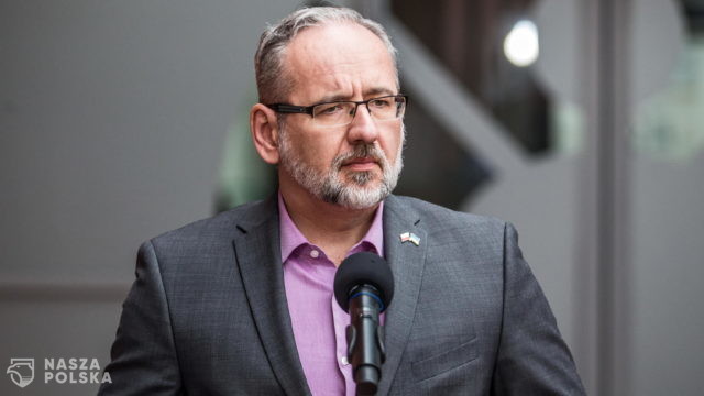 Niedzielski: na rekompensaty za niepożądane zdarzenia 42,3 mln zł rocznie
