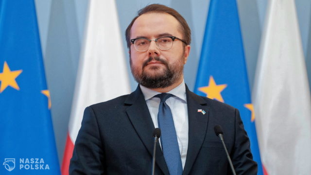 Wiceszef MSZ: zalecamy unikanie podróży na Białoruś, która czynnie wspiera agresję rosyjską na Ukrainę