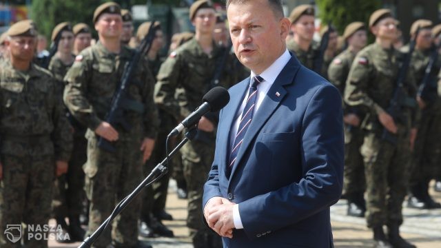Błaszczak: to jest bardzo dobra wiadomość, że kolejni żołnierze przystępują do WOT