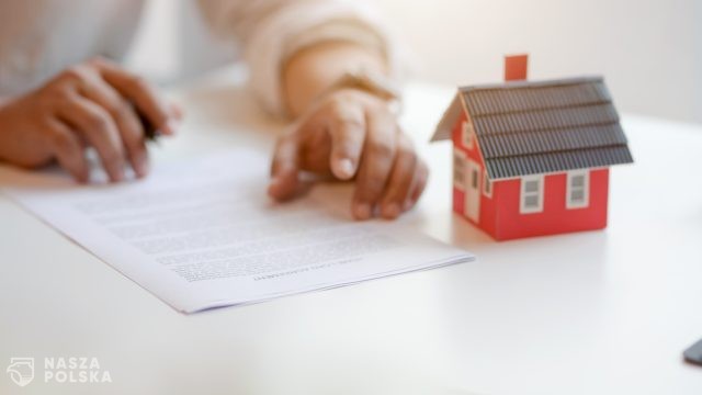 Wsparcie kredytobiorców oraz przedłużenie tarcz antyinflacyjnych z podpisem Prezydenta