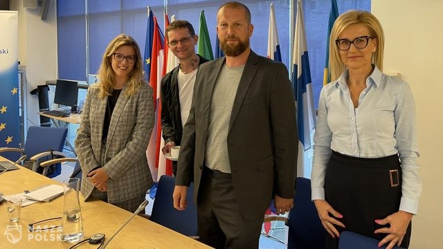 MS: „Próba wykreowania fałszywego wizerunku Polski przez Parlament Europejski”