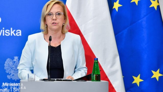 A. Moskwa: Urząd Regulacji Energetyki ma blokować podwyżki cen ciepła