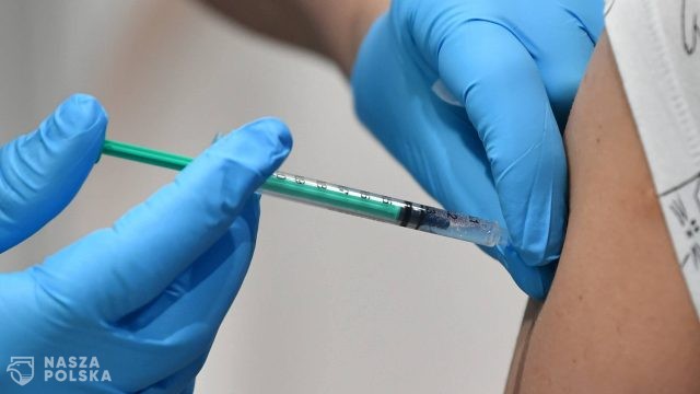 W Polsce wykonano dotąd ponad 55,3 mln szczepień przeciw COVID-19