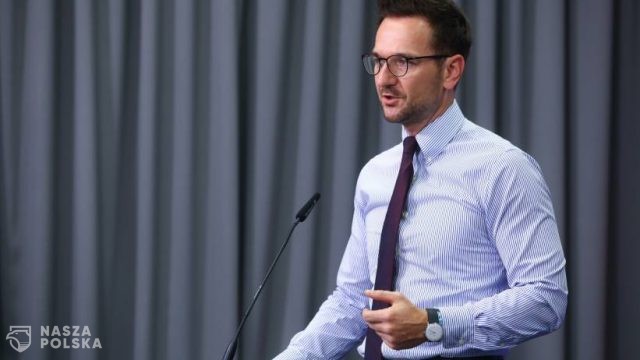 Buda: żaden z zagranicznych podmiotów nie podał terminu wyników próbek z Odry