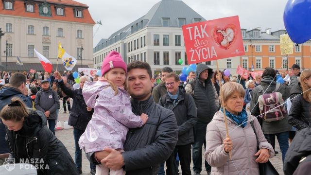 Warszawa: ulicami przeszedł XVII Narodowy Marsz Życia i Rodziny