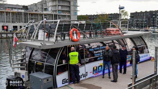 Gdańsk: tragiczny wypadek na Motławie; nie żyją trzy osoby