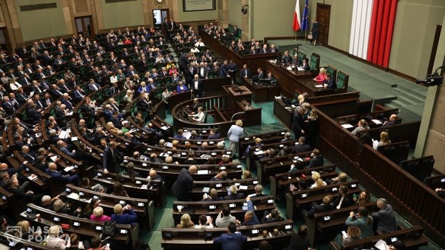 Ziobro zostaje. Sejm odrzucił wniosek o wotum nieufności