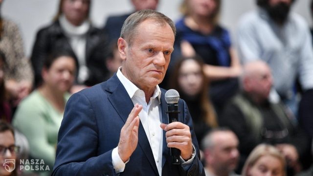 Szef PO do ministra Czarnka: pan nie jest od kontrolowania polskiej szkoły