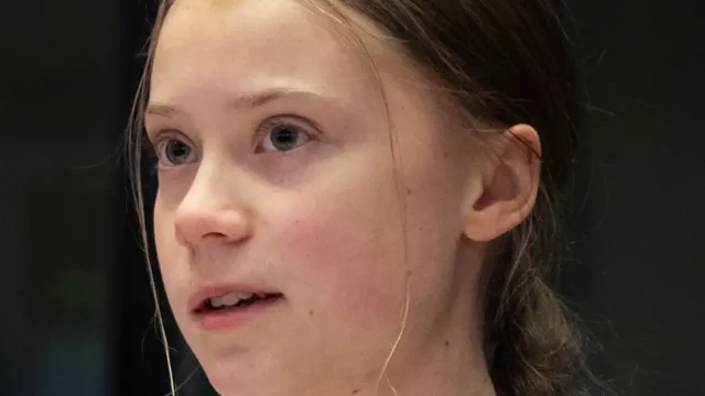 Greta Thunberg chce obalić kapitalizm na całym świecie