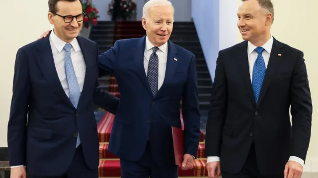 „Przemówienie prezydenta Bidena jest ważne, ale szczerze mówiąc, nie bardzo odmienne od tego sprzed 10 miesięcy”
