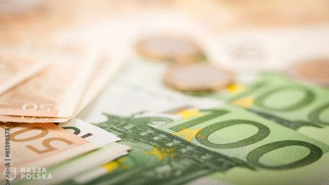 Wiedza Polaków na temat funduszy w polityce spójności UE na trójkę z plusem