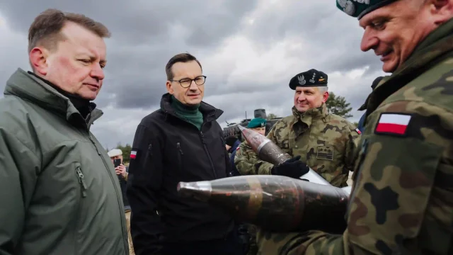 Premier Mateusz Morawiecki spotkał się z uczestnikami szkolenia „Trenuj z NATO”