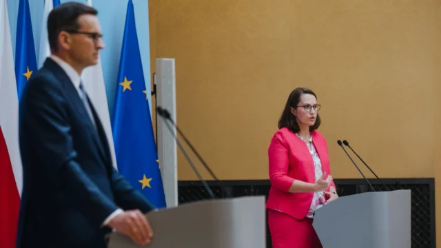 Nowe rozwiązania dla nauczycieli i pracowników państwowej sfery budżetowej przyjęte przez Radę Ministrów