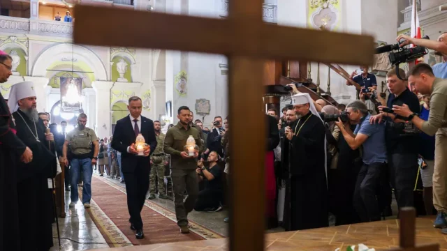 Prezydenci Polski i Ukrainy na Wołyniu. „Razem jesteśmy silniejsi”