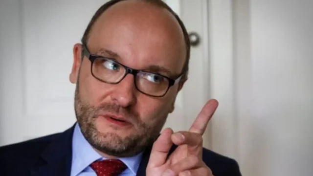 Zaradkiewicz: Jak doszło do wygaszenia państwa prawa w Polsce i zamachu stanu